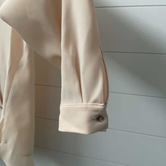 Zara button down blouse size large - Picture 4 of 10